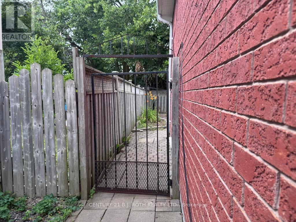 Lower - 22 Mapleton Avenue, Barrie, Ontario  L4N 7M2 - Photo 2 - S13223598