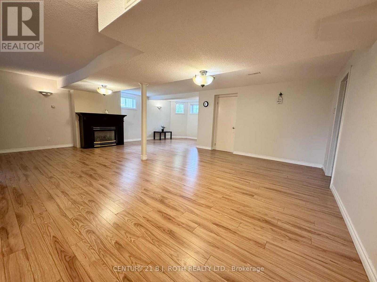 Lower - 22 Mapleton Avenue, Barrie, Ontario  L4N 7M2 - Photo 5 - S13223598