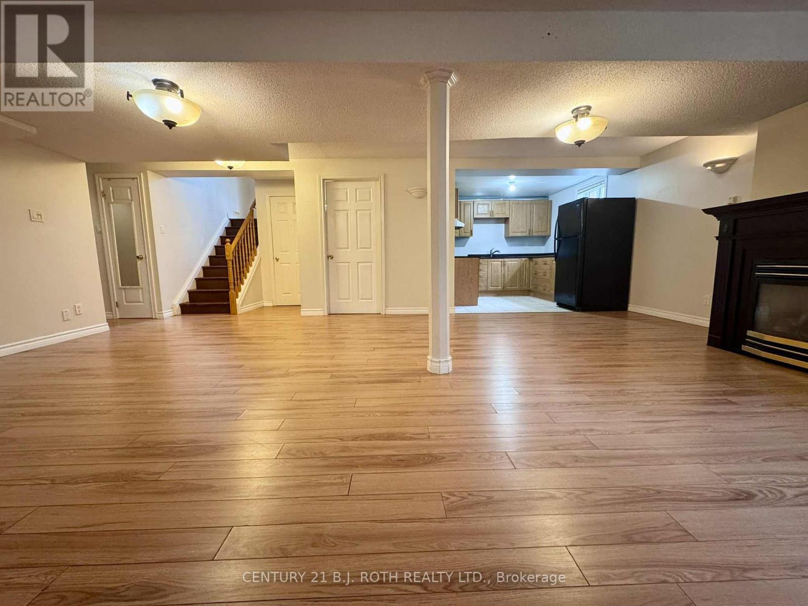 Lower - 22 Mapleton Avenue, Barrie, Ontario  L4N 7M2 - Photo 6 - S13223598