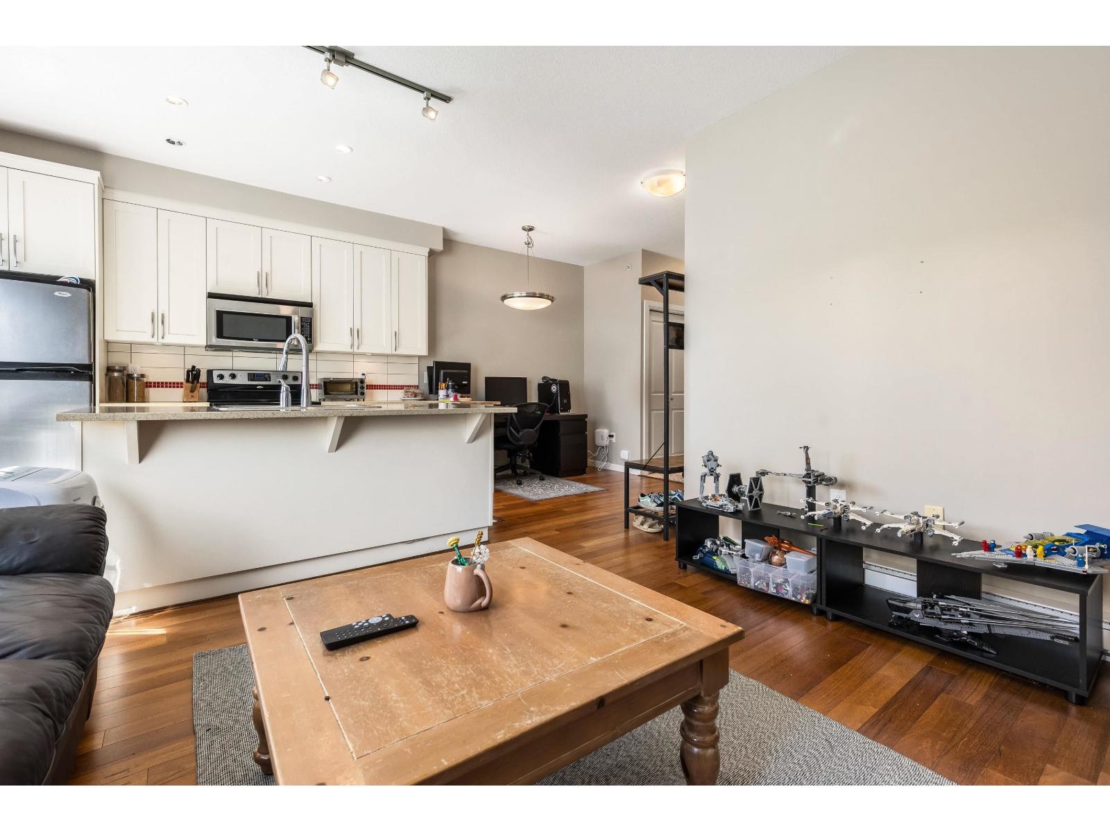 Listing image 14