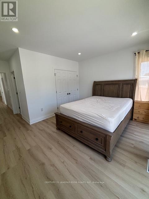 Main - 3 Kennebec Crescent, Toronto, Ontario  M9W 2R6 - Photo 12 - W13223424