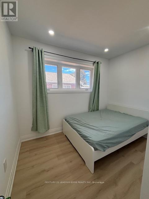 Main - 3 Kennebec Crescent, Toronto, Ontario  M9W 2R6 - Photo 15 - W13223424