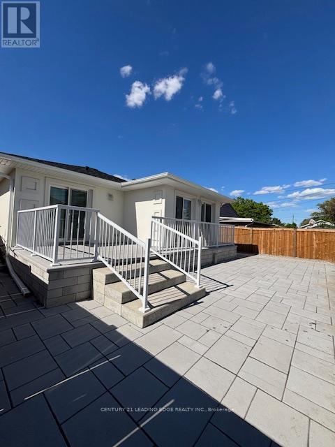 Main - 3 Kennebec Crescent, Toronto, Ontario  M9W 2R6 - Photo 19 - W13223424
