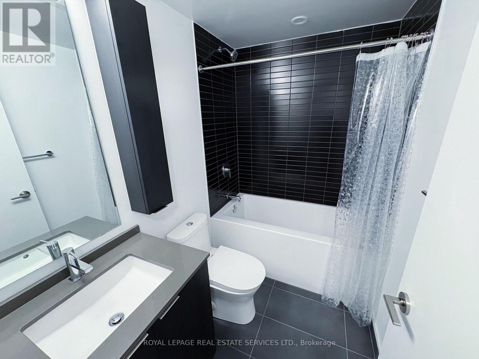 1312 - 86 Dundas Street E, Mississauga, Ontario  L5A 1W4 - Photo 32 - W13223484