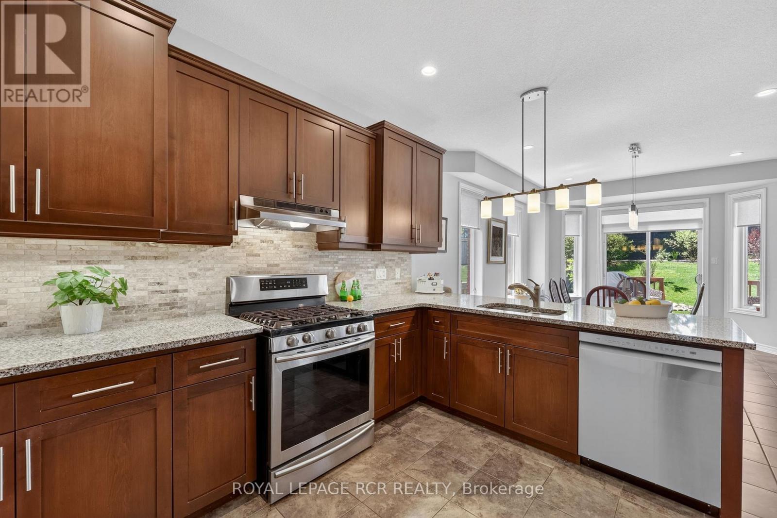 35 St. Paul's Place, Orangeville, Ontario  L9W 0A5 - Photo 12 - W13223534