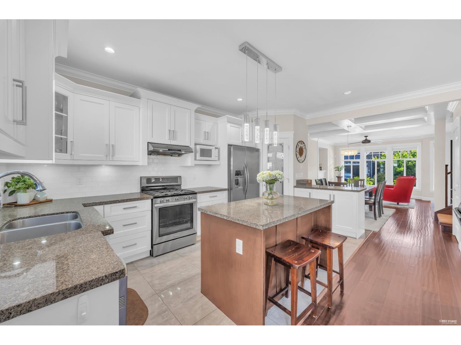 7689 211a Street, Langley, British Columbia  V2Y 0K7 - Photo 9 - R3129378