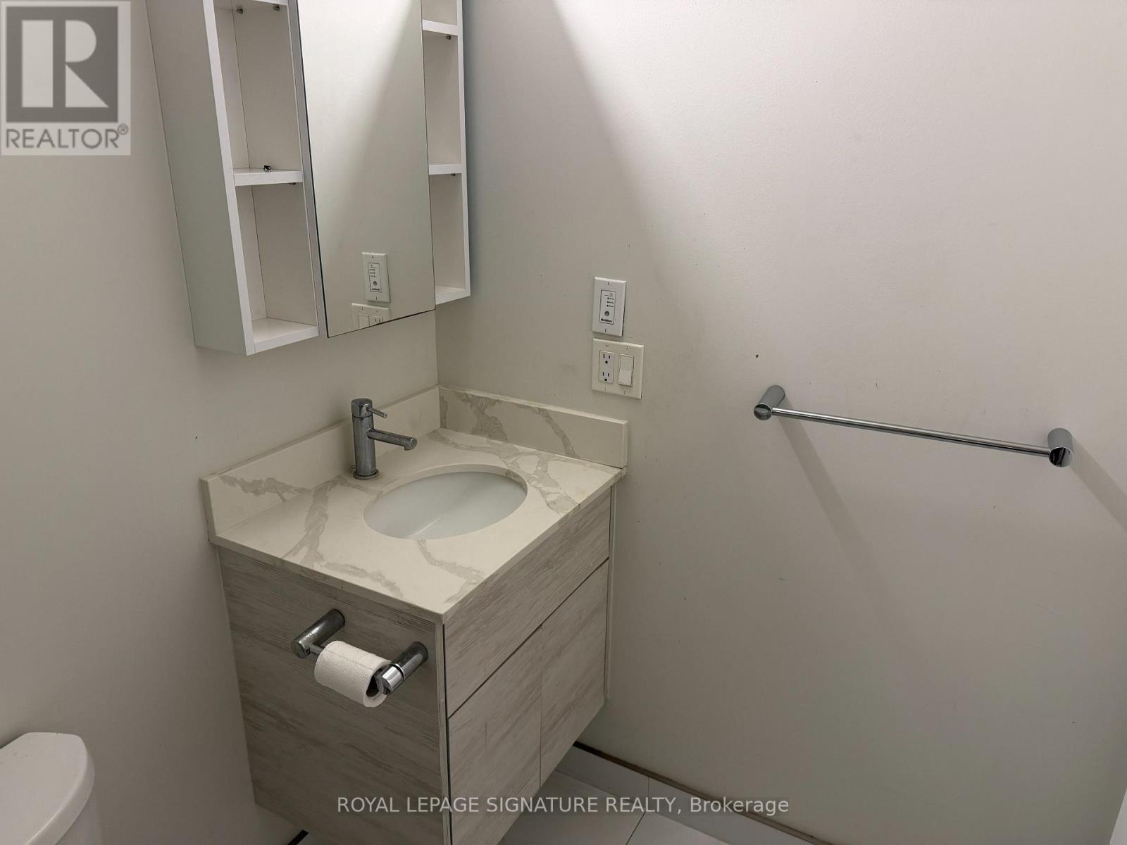 204 - 60 Frederick Street, Kitchener, Ontario  N2H 0C7 - Photo 12 - X13223558
