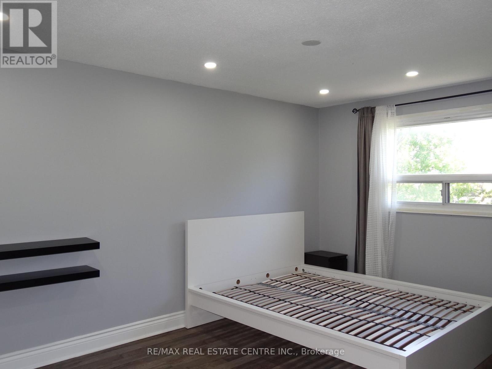 28 Rawling Crescent W, Brampton, Ontario  L6Z 1N8 - Photo 15 - W13223288