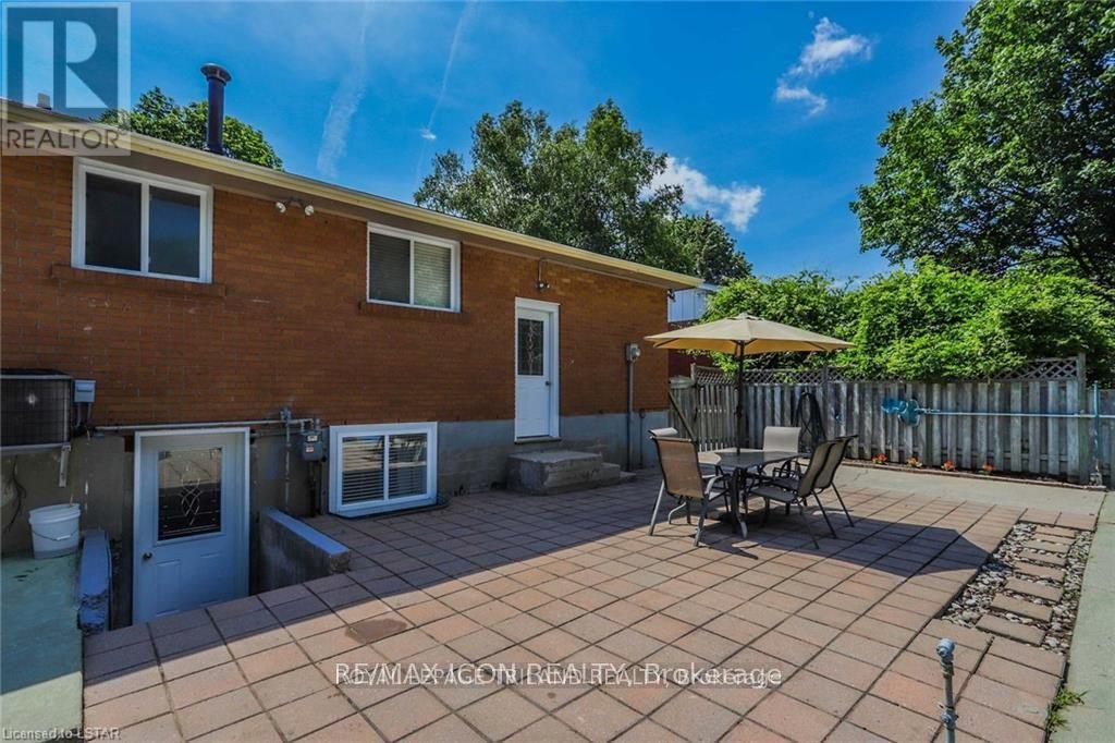 Main - 12 Garland Crescent, London East, Ontario  N5V 1N5 - Photo 10 - X13223706
