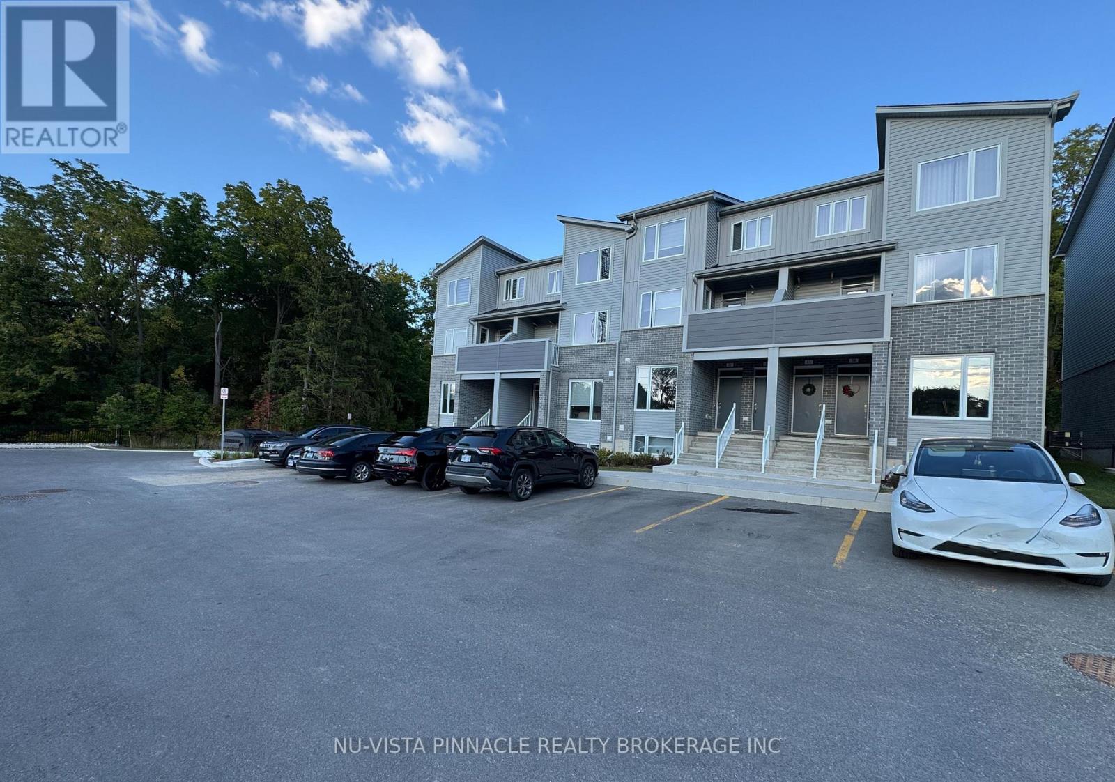 43 - 990 Deveron Crescent, London South, Ontario N5Z 0B7 - Photo 2 - X13223870