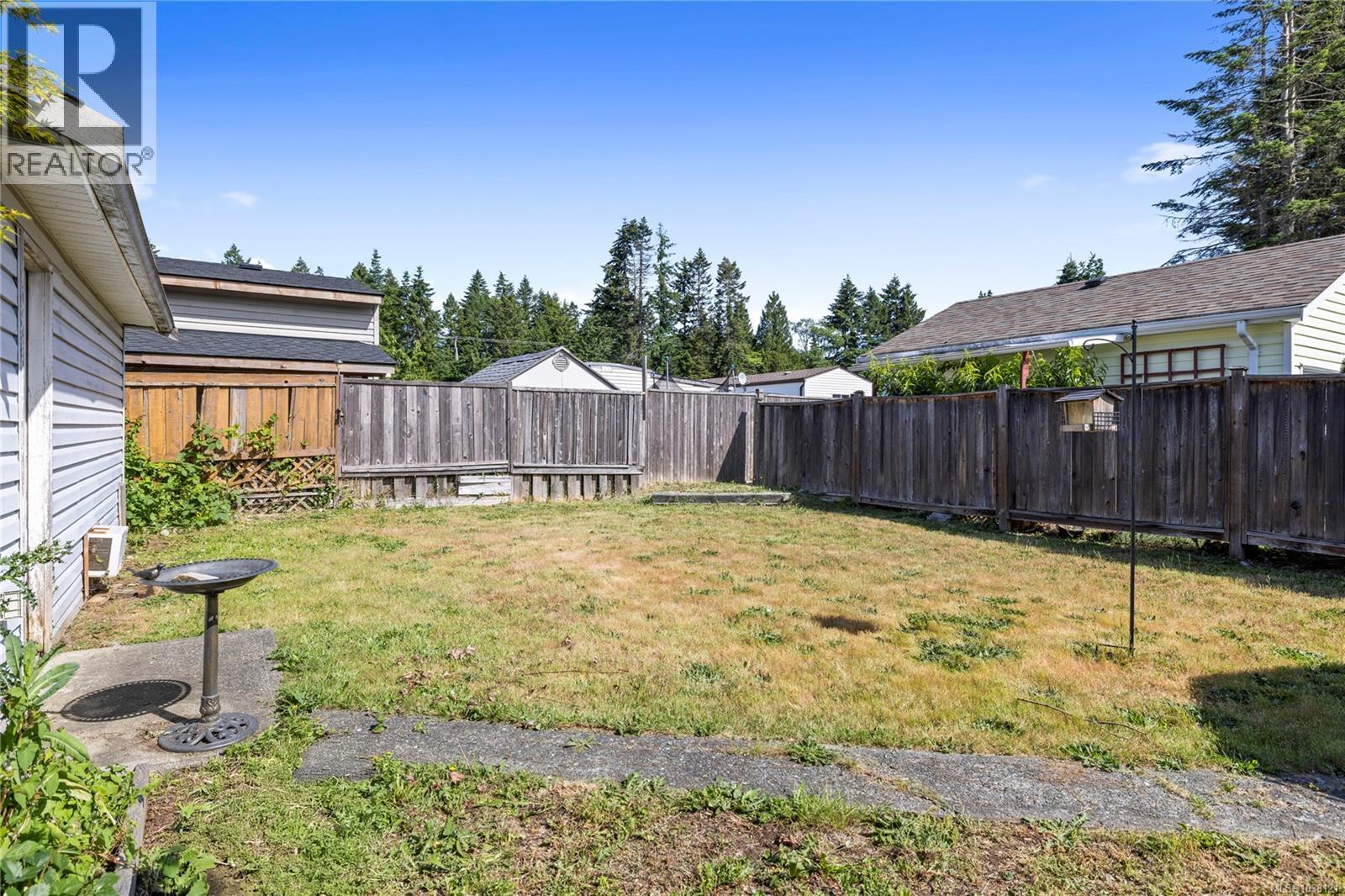 2454 5th St E, Courtenay, British Columbia  V9N 8J2 - Photo 9 - 1038121