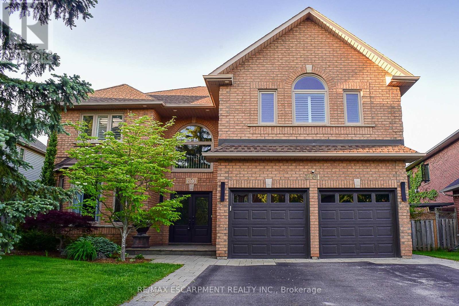 2101 WESTOAK TRAILS BOULEVARD, Oakville, Ontario