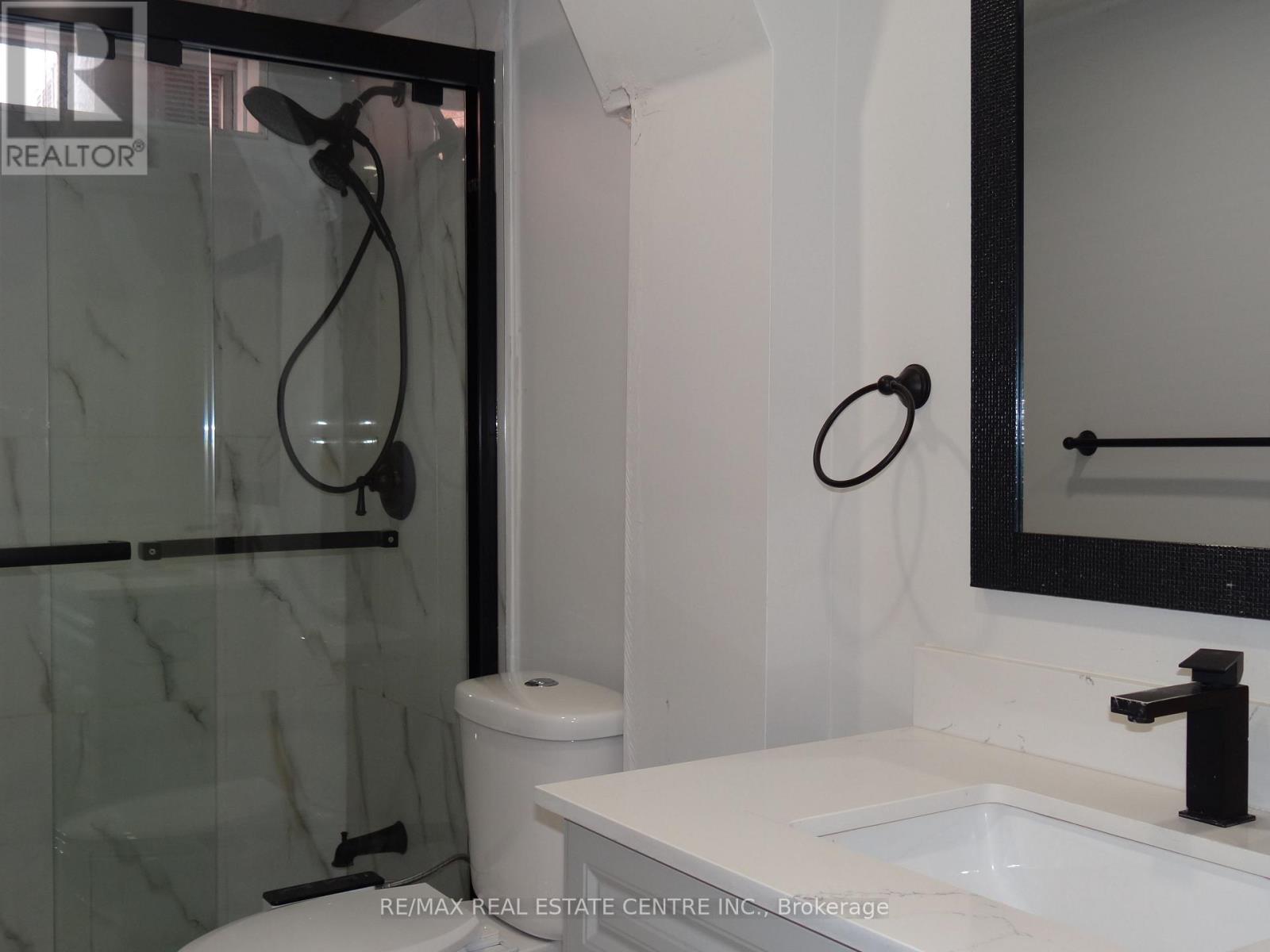 28 Rawling Crescent W, Brampton, Ontario  L6Z 1N8 - Photo 25 - W13223288