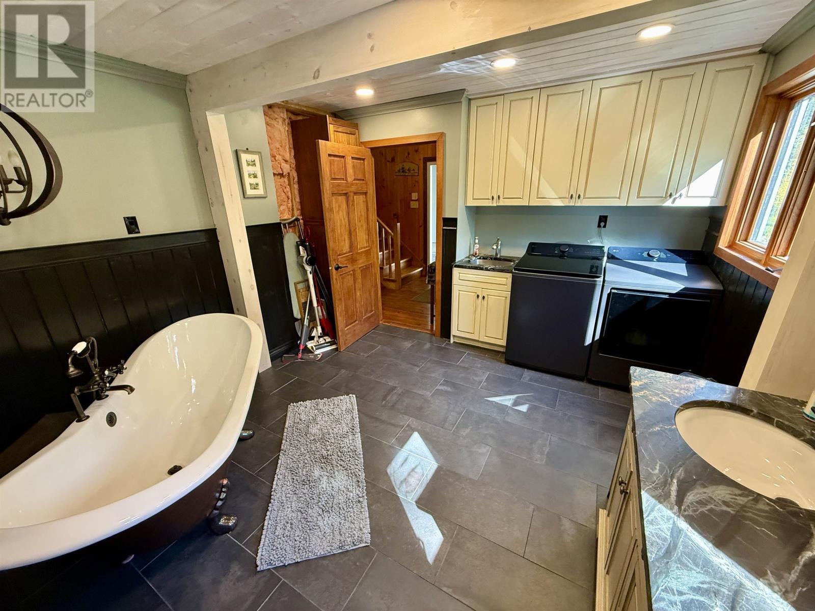 5074 Dawson Rd, Oliver Paipoonge, Ontario  P7G 0V4 - Photo 16 - TB2601292