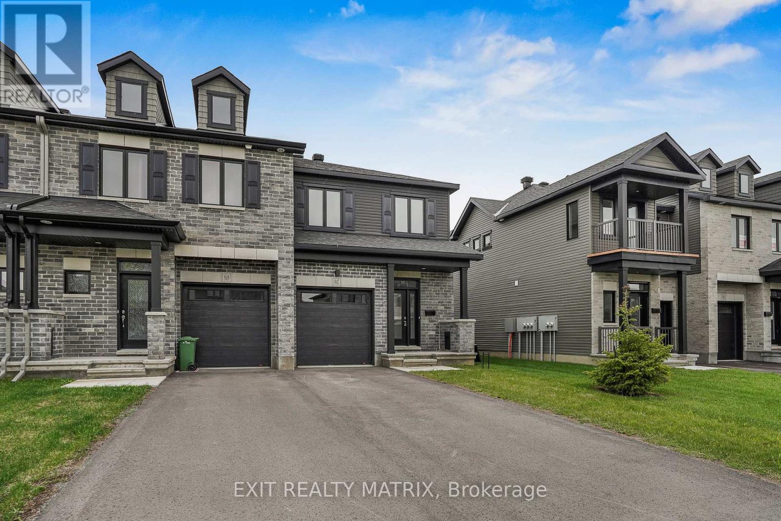 947 Cologne Street, Russell, Ontario K0A 1W0 - Photo 2 - X13223780