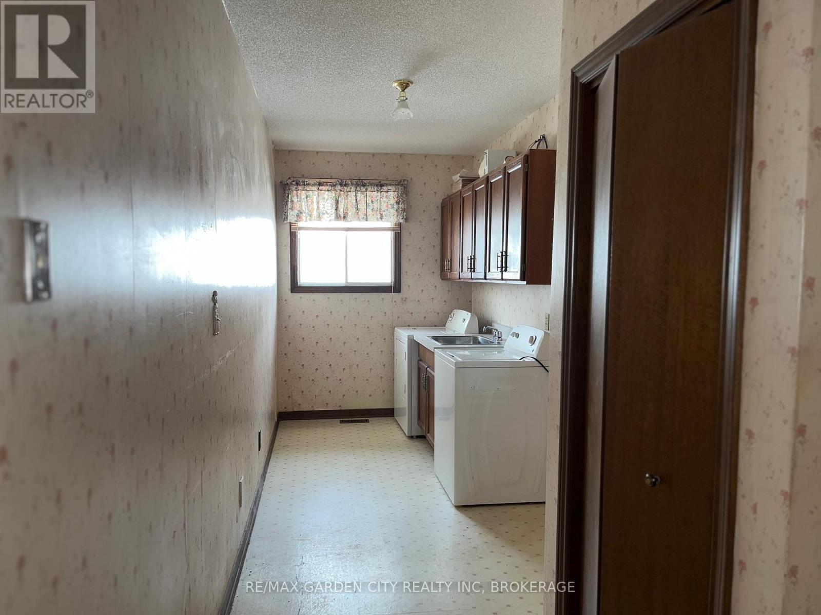 86 Sawmill Road, St. Catharines, Ontario  L2S 3K5 - Photo 13 - X13223828