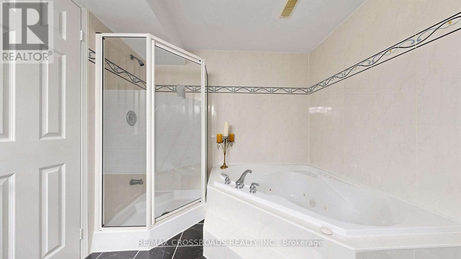 2 Mumberson Court, Markham, Ontario  L6C 1Y4 - Photo 36 - N13205674
