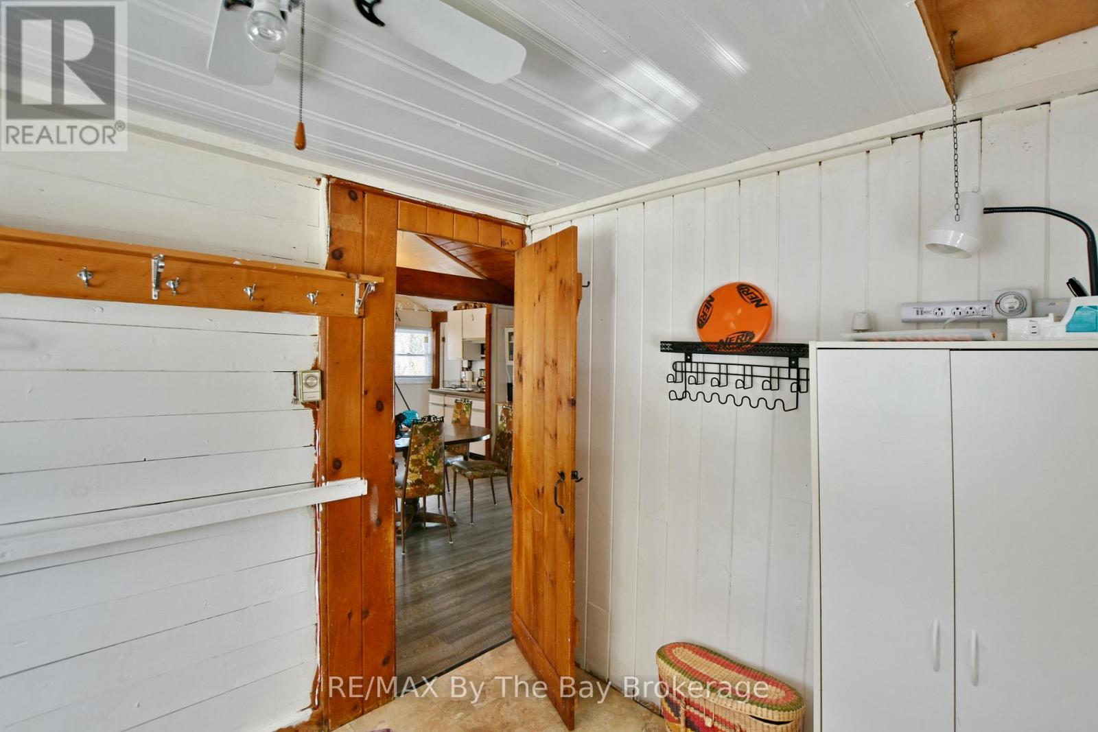 33 17th Street N, Wasaga Beach, Ontario L9Z 2J1 - Photo 17 - S13223860