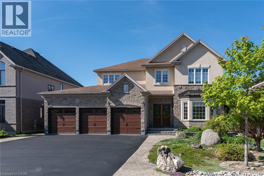 135 SCHWEITZER Crescent, Wellesley, Ontario