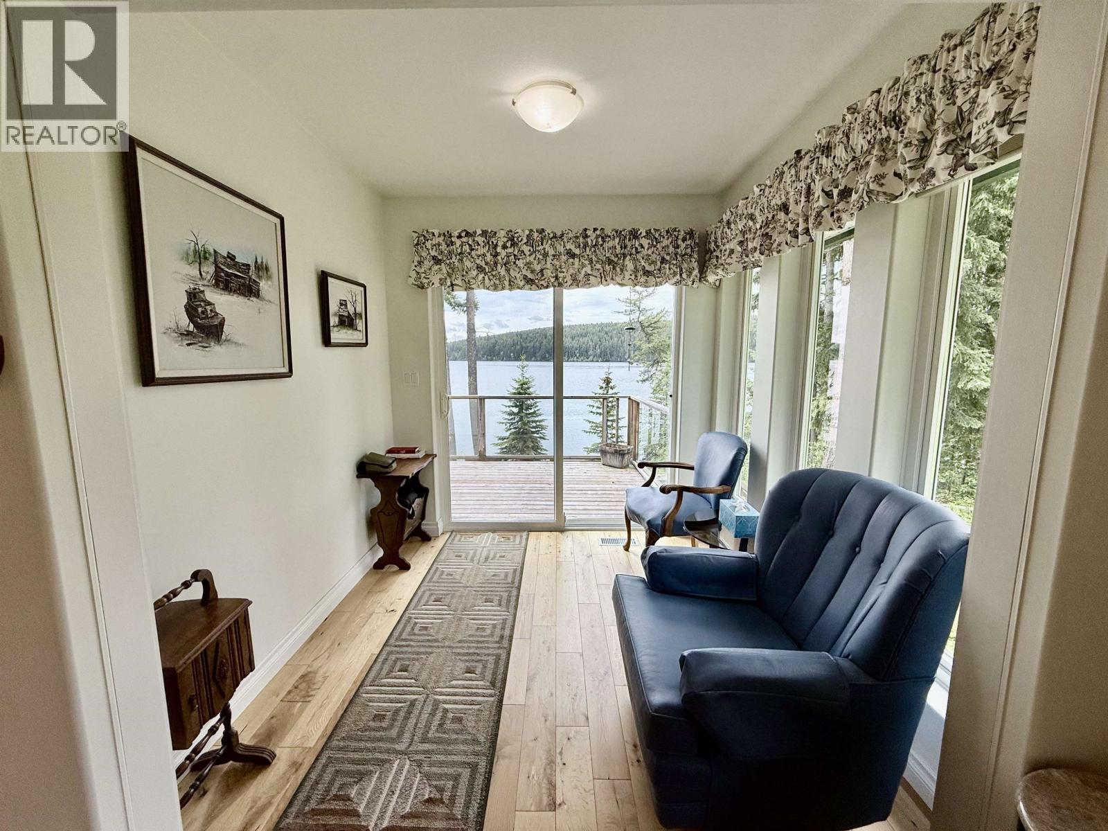 5798 Timothy Lake Road, Lac La Hache, British Columbia  V0K 1T0 - Photo 13 - R3130005
