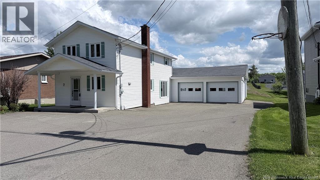 7 Rue Saint Joseph, Sainte-Anne-De-Madawaska, New Brunswick  E7E 1K6 - Photo 2 - NB134723