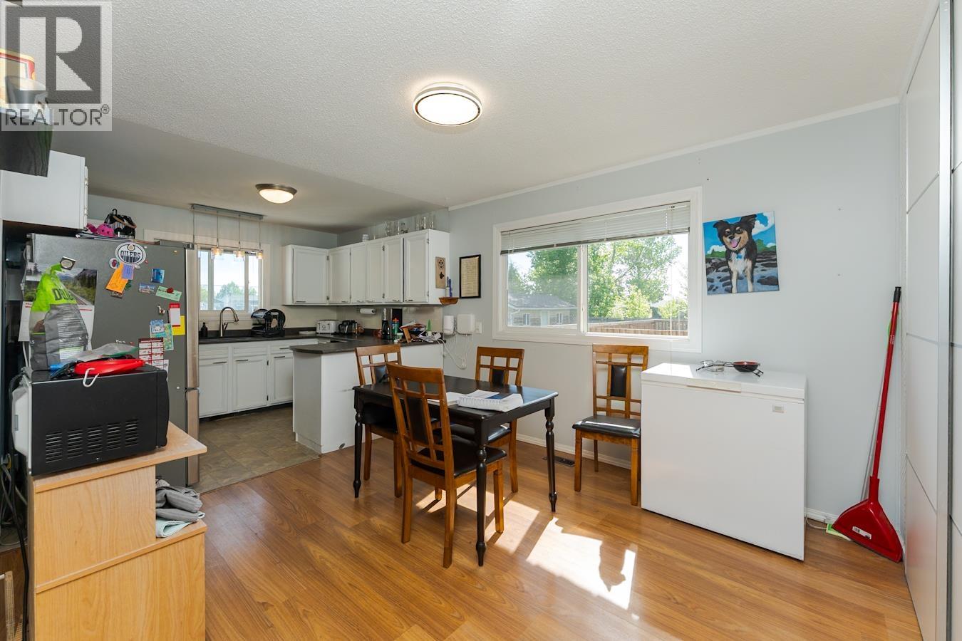 1086 Limestone Crescent, Prince George, British Columbia  V2M 4Z2 - Photo 3 - R3130230