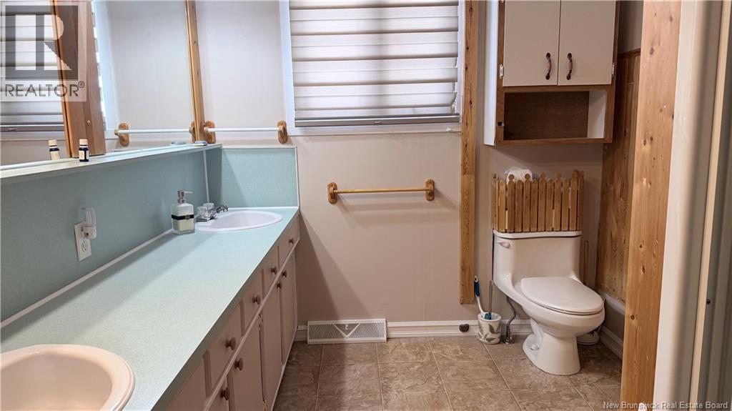 4 Rue Saint Francois, Sainte-Anne-De-Madawaska, New Brunswick  E7E 1E4 - Photo 13 - NB135132