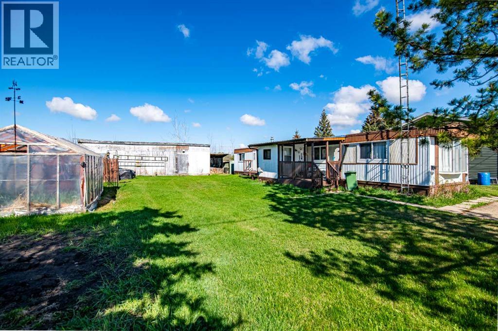 8 52 Street, Bluffton, Alberta  T0C 0M0 - Photo 4 - A2315314