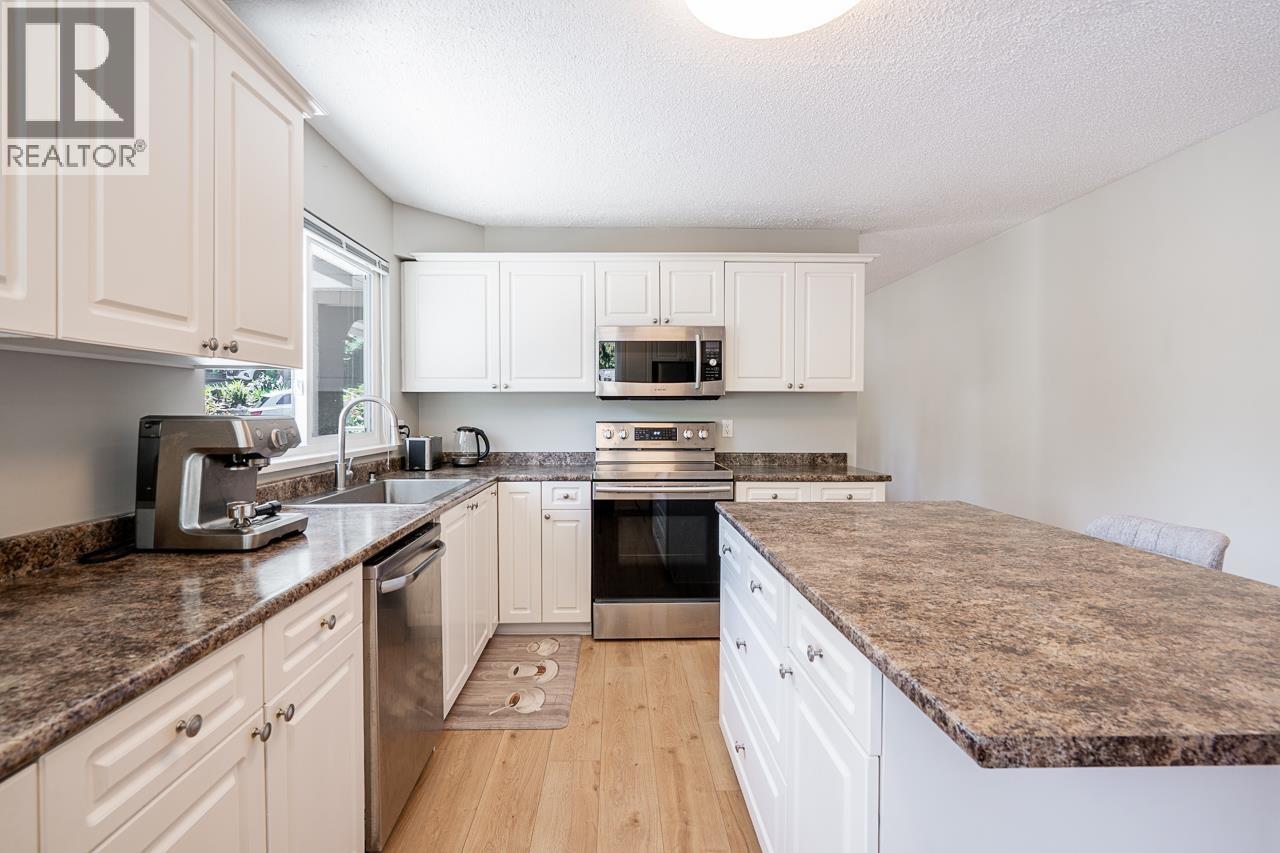 2602 Hawser Avenue, Coquitlam, British Columbia  V3C 4E1 - Photo 10 - R3130275