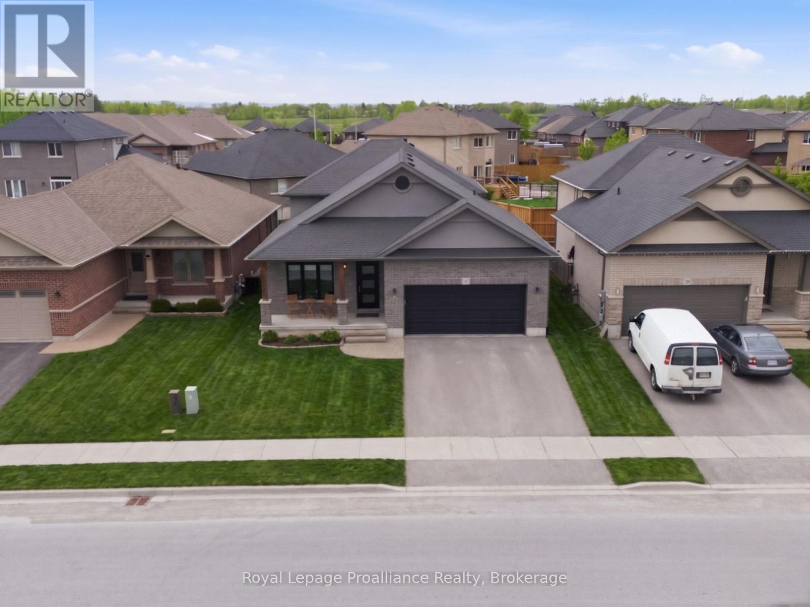 22 Kempton Avenue, Belleville, Ontario  K8N 0E9 - Photo 4 - X13223928
