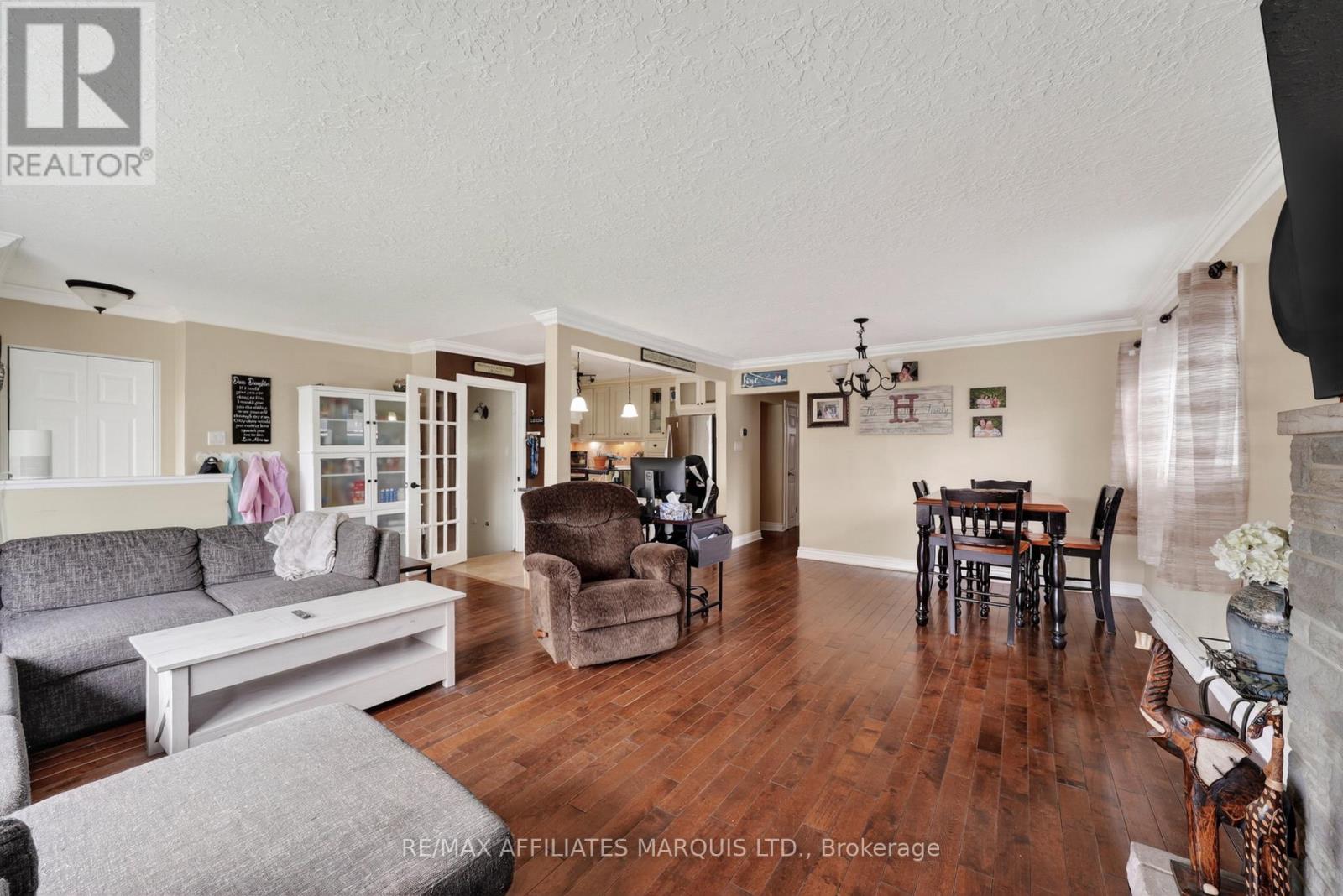 19 Dunbar Avenue, Cornwall, Ontario  K6H 5M6 - Photo 5 - X13223786