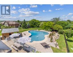 27 BAGSHAW CRESCENT, Uxbridge, Ontario