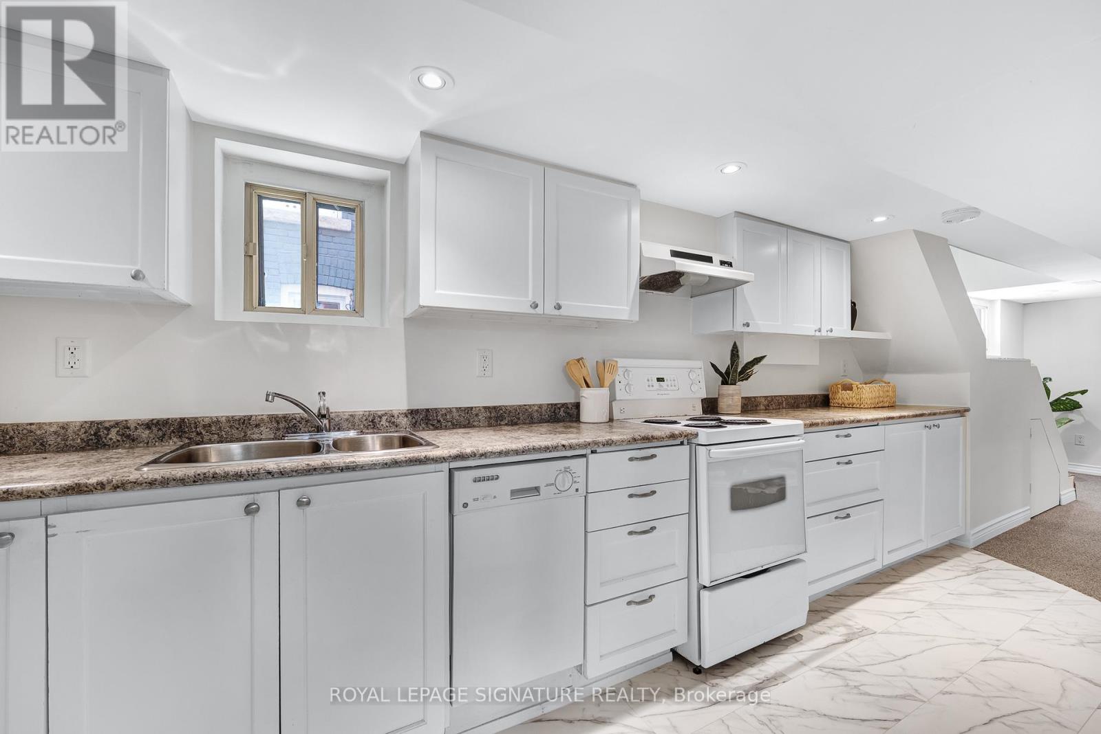 90 Roselawn Avenue, Toronto, Ontario M4R 1E6 - Photo 23 - C13223660
