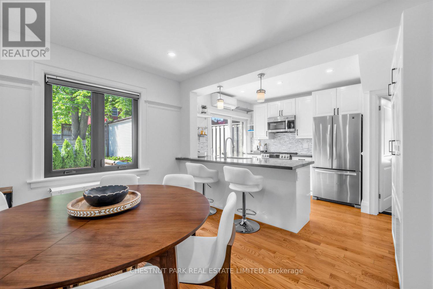 29 Elvina Gardens, Toronto, Ontario  M4P 1X7 - Photo 8 - C13223674