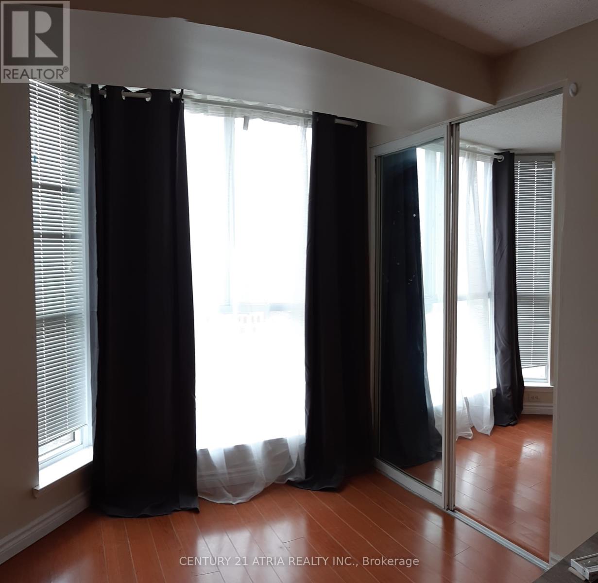1503 - 1055 Bay Street, Toronto, Ontario  M5S 3A3 - Photo 6 - C13223682