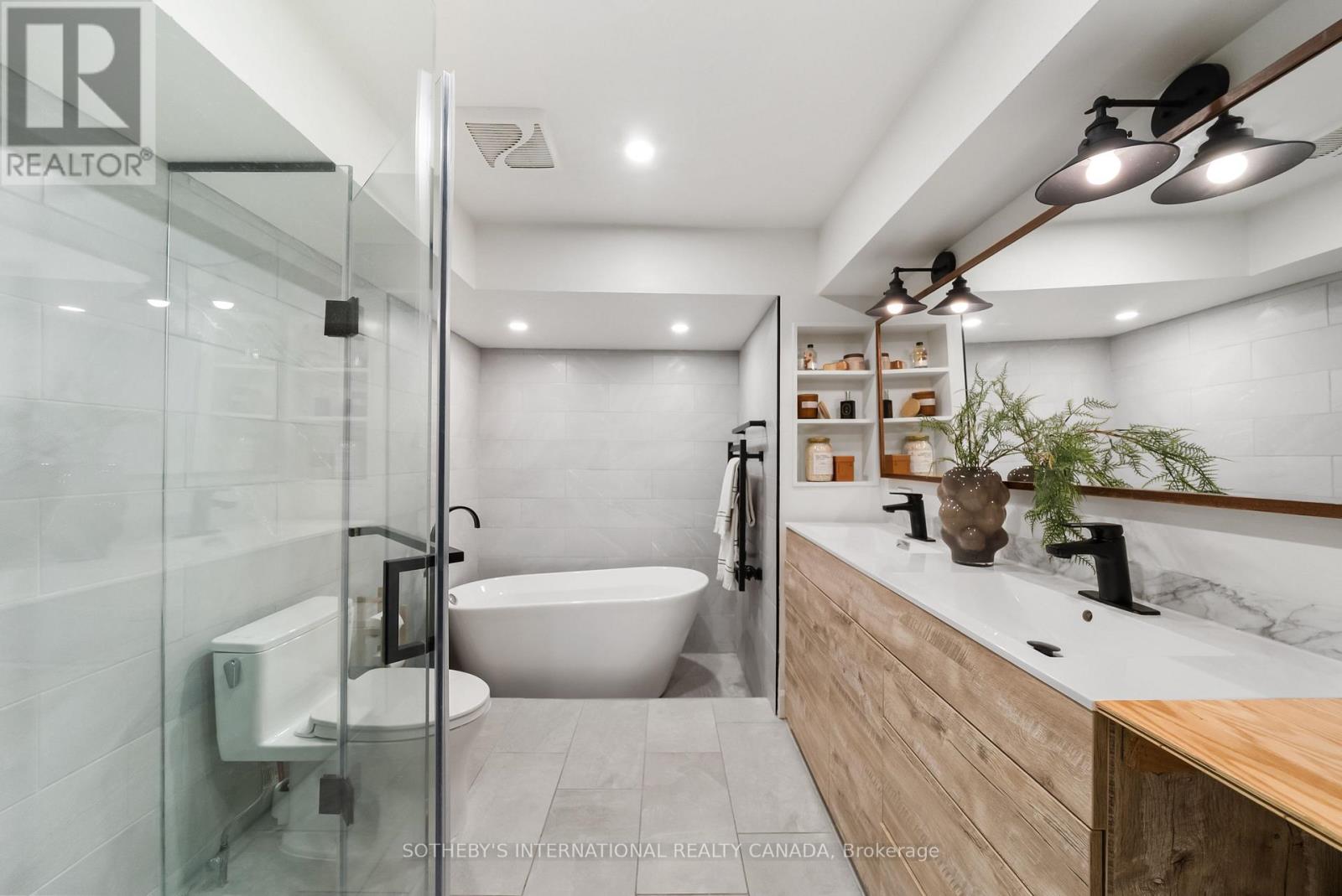 111a Alcorn Avenue, Toronto, Ontario  M4V 1E5 - Photo 26 - C13223710