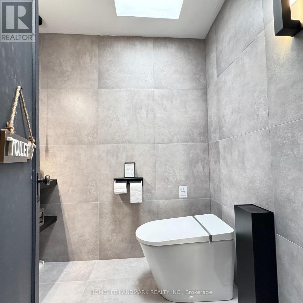 200e - A - 710 Millwood Road, Toronto, Ontario  M4G 3B5 - Photo 15 - C13223762