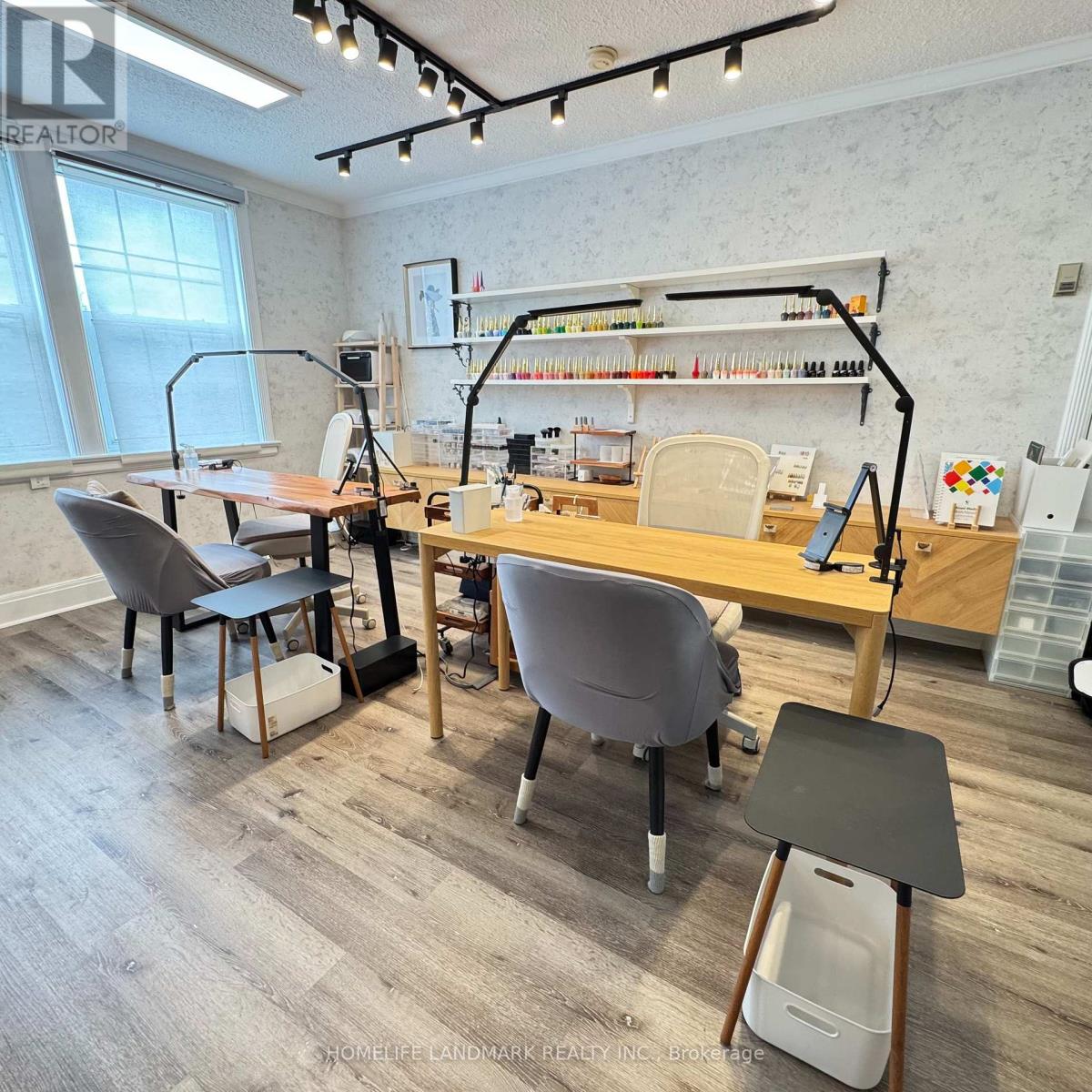 200e - A - 710 Millwood Road, Toronto, Ontario  M4G 3B5 - Photo 4 - C13223762
