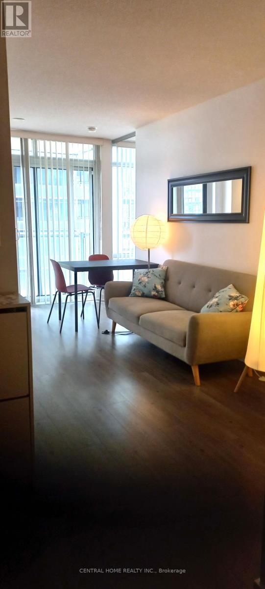 729 - 4k Spadina Avenue W, Toronto, Ontario  M5V 3Y9 - Photo 2 - C13223774