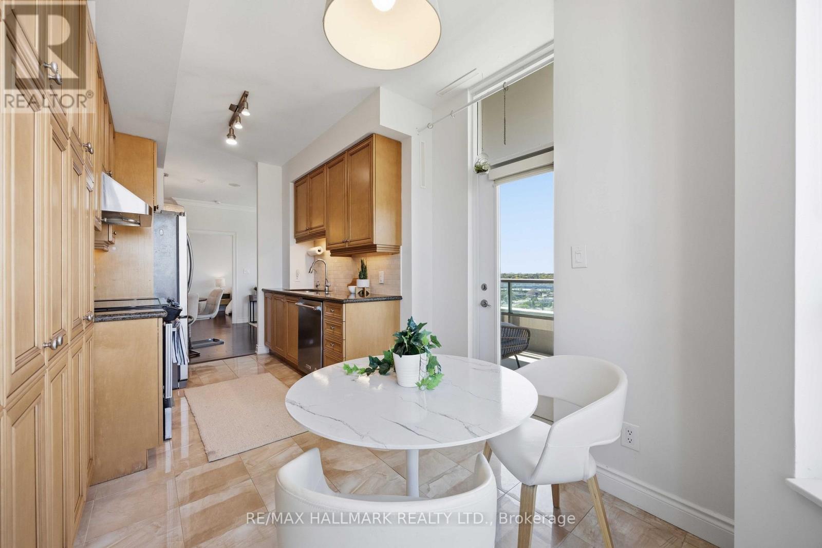 1807 - 10 Bloorview Place, Toronto, Ontario  M2J 0B1 - Photo 18 - C13223778