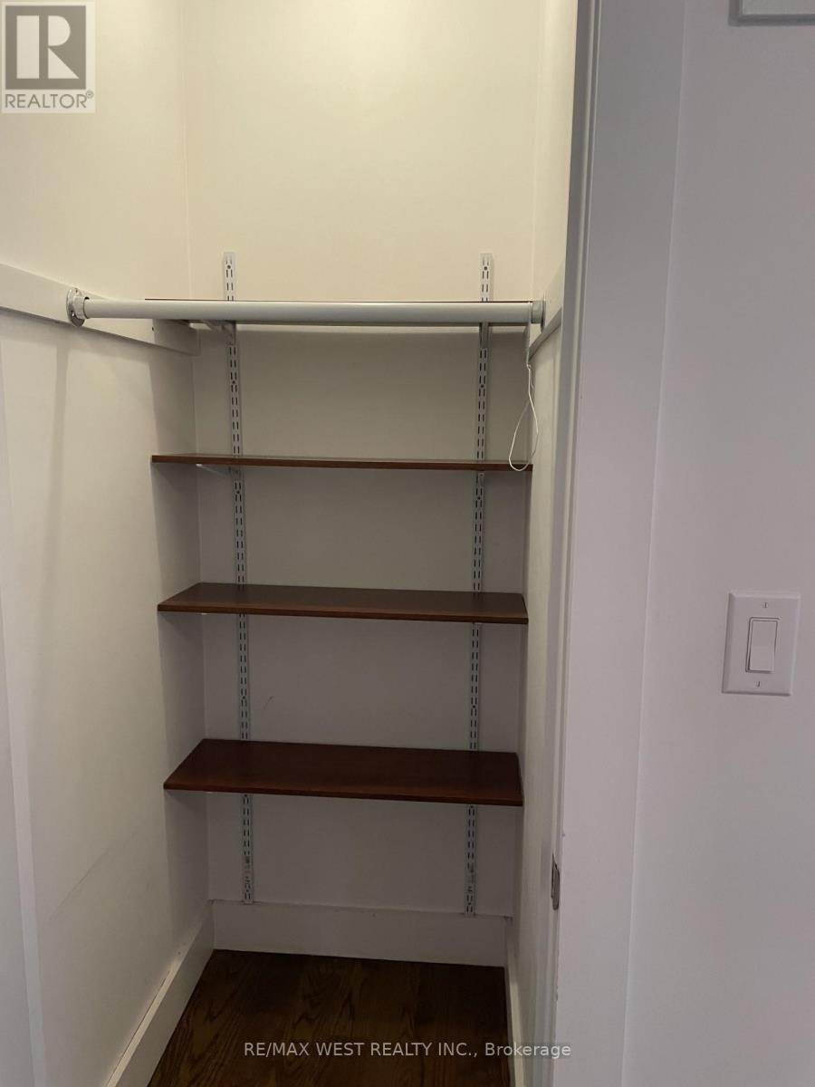 Main - 111 Lippincott Street, Toronto, Ontario  M5S 2P2 - Photo 19 - C13223798