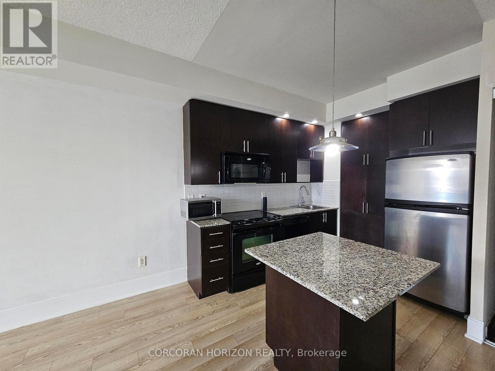 512 - 181 Wynford Drive, Toronto, Ontario  M3C 0C6 - Photo 3 - C13223912