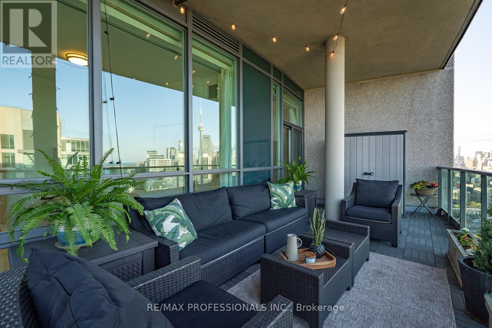 3804 - 219 Fort York Boulevard, Toronto, Ontario  M5V 1B1 - Photo 31 - C13223972