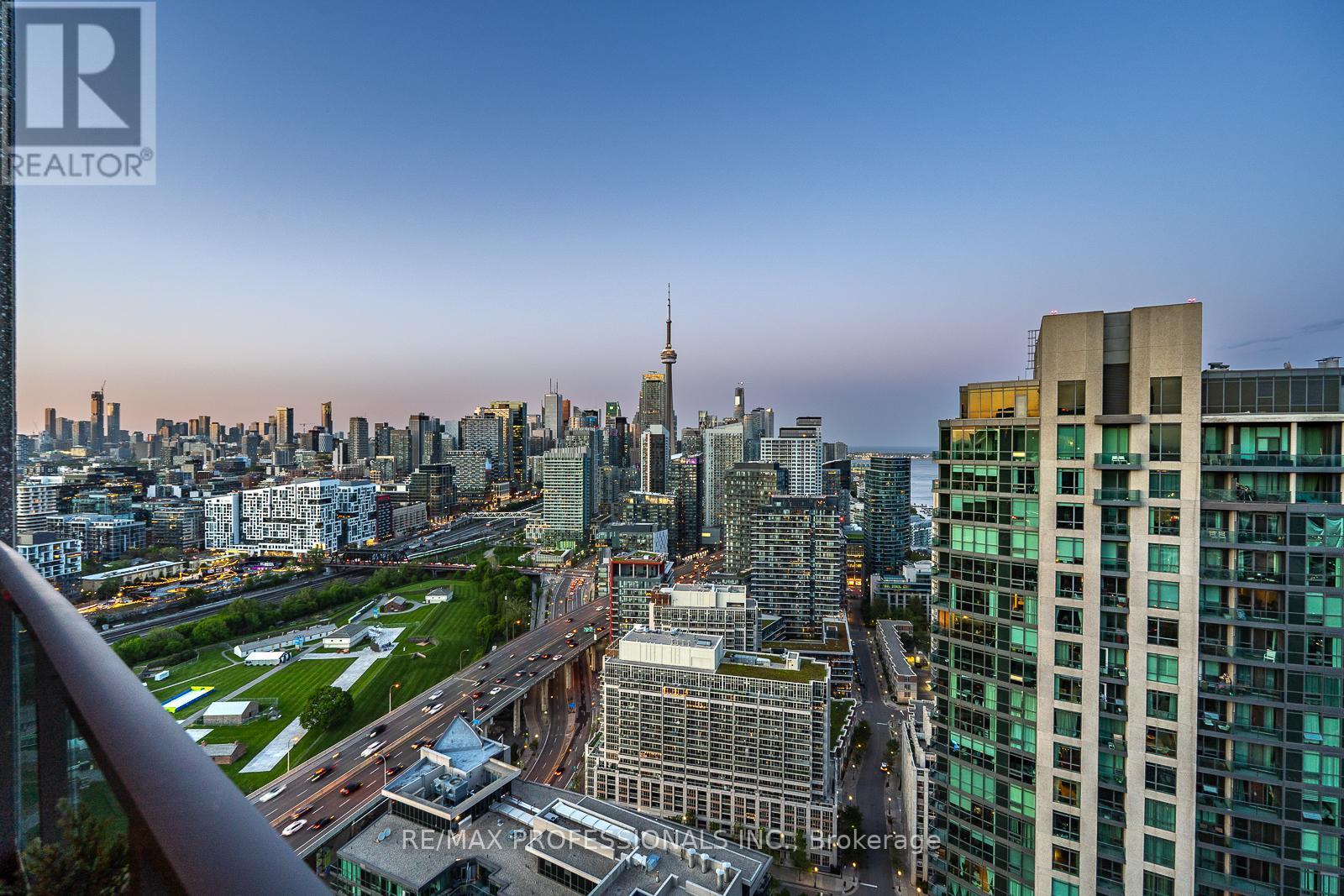 3804 - 219 Fort York Boulevard, Toronto, Ontario  M5V 1B1 - Photo 35 - C13223972