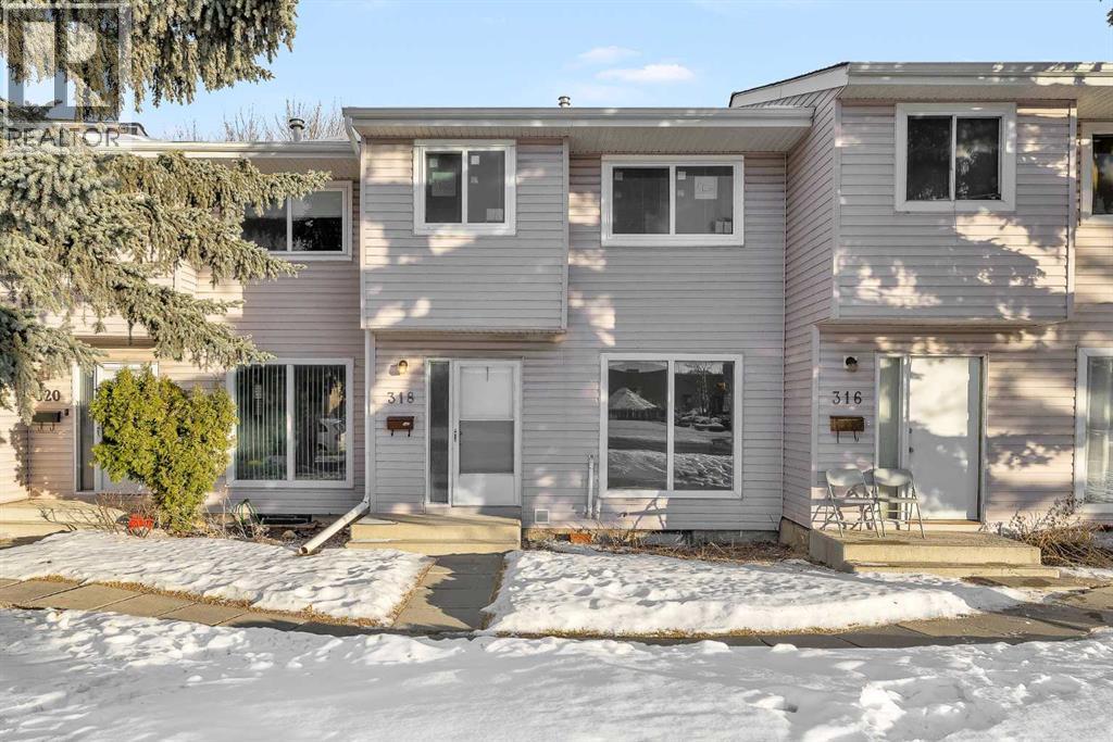 318 Marlborough Way Ne, Calgary, Alberta  T2A 6R9 - Photo 1 - A2299339