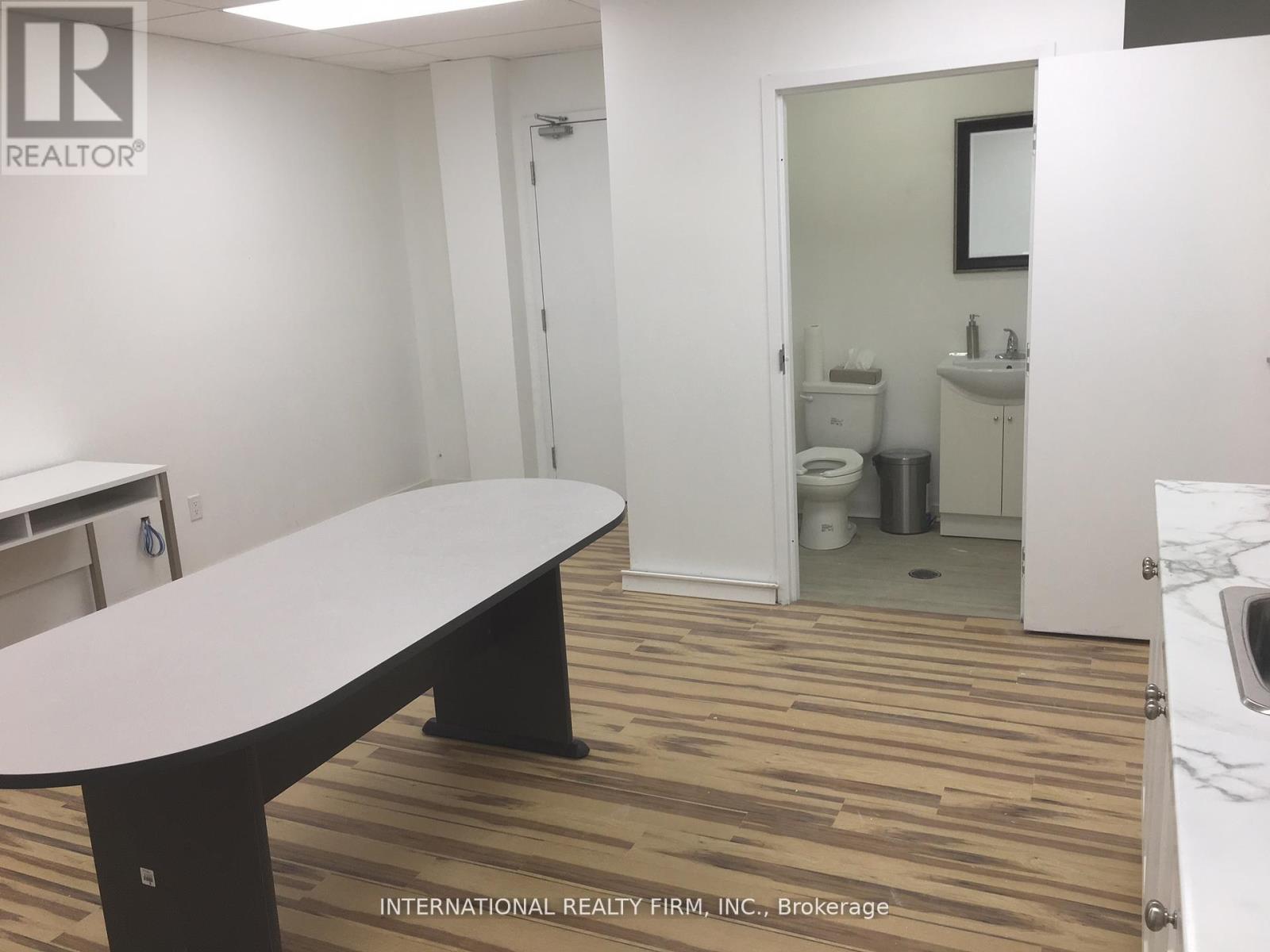 3838 Midland Avenue, Toronto, Ontario M1V 2C1 - Photo 6 - E13223840