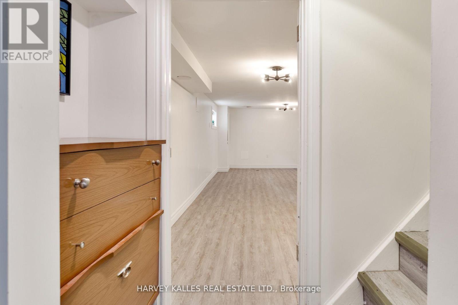 139 King Edward Avenue, Toronto, Ontario  M4C 5J7 - Photo 35 - E13223858