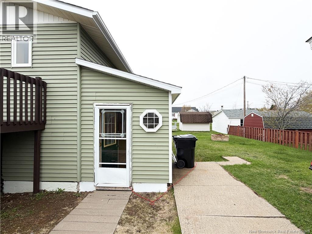 60 Normandie Street, Petit-Rocher, New Brunswick  E8J 1K3 - Photo 15 - NB140860