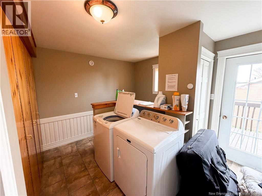 60 Normandie Street, Petit-Rocher, New Brunswick  E8J 1K3 - Photo 7 - NB140860