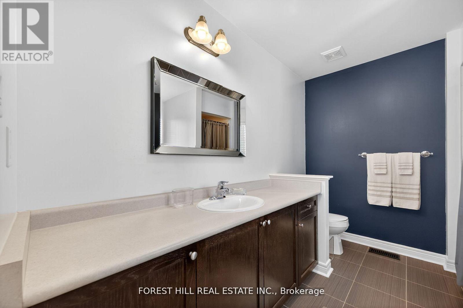 60 Sundragon Trail, Bradford West Gwillimbury (Bradford), Ontario  L3Z 0H5 - Photo 14 - N13223866